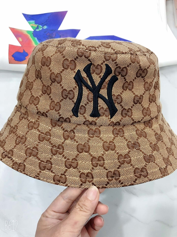 ブランド帽子正面デザイン